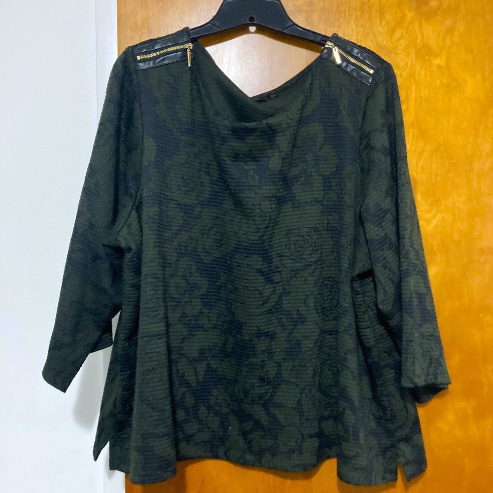 Rafaella 3X zipper detail floral punk sweater